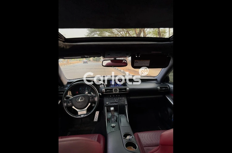 2016 Lexus IS350 Foreign Used - 2/7