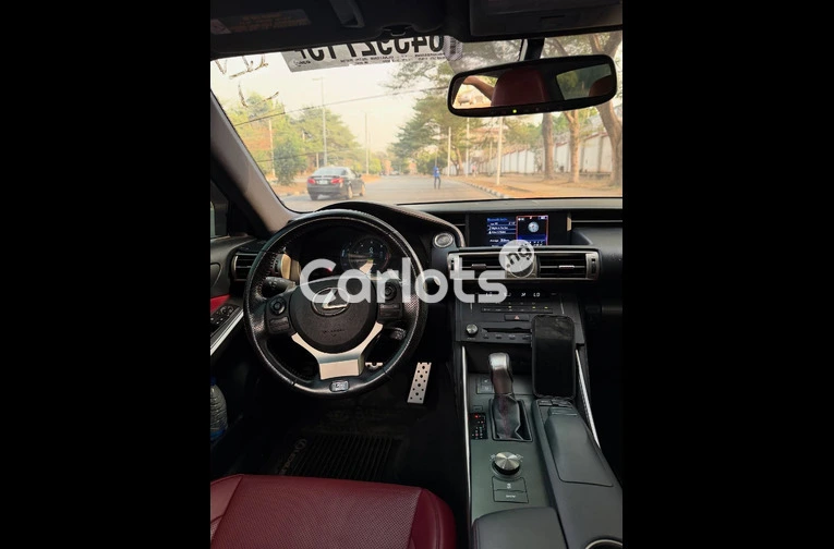 2016 Lexus IS350 Foreign Used for sale in Asokoro, FCT - thumbnail 3