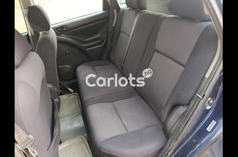 Nigerian Used Belgium Grade Pontiac Vibe 2004 Model for sale in Abuja - thumbnail 4
