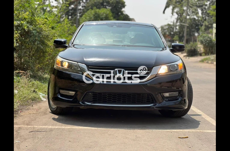 HONDA ACCORD EXL 2013 - 1/7