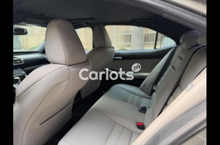 FOREIGN USED LEXUS IS250 F SPORT 2015 MODEL for sale in Abuja, FCT - photo 2 of 5