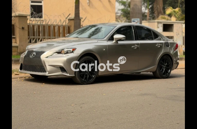 FOREIGN USED LEXUS IS250 F SPORT 2015 MODEL for sale in Abuja, FCT - thumbnail 4