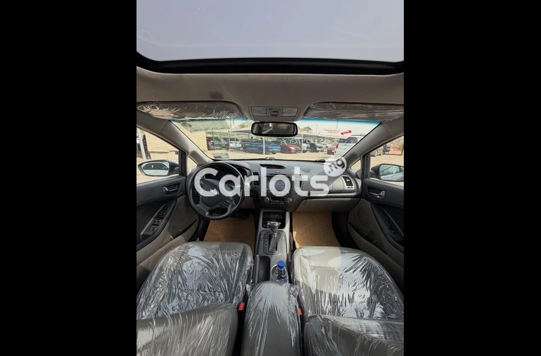 Foreign used 2014 KIA Fortes for sale in Garki, Abuja - photo 2 of 5