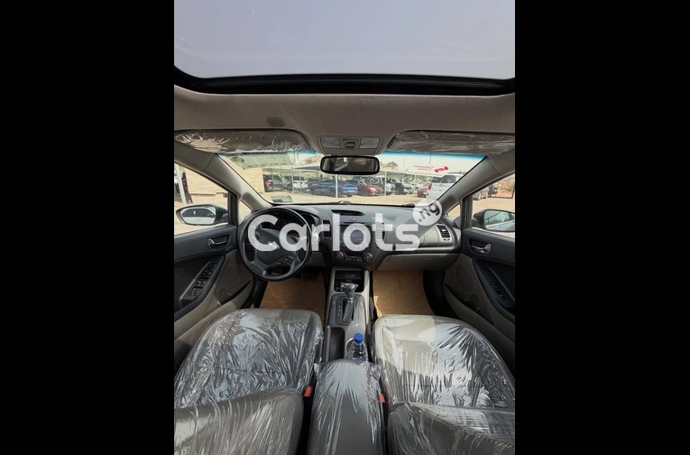 Foreign used 2014 KIA Fortes - 2