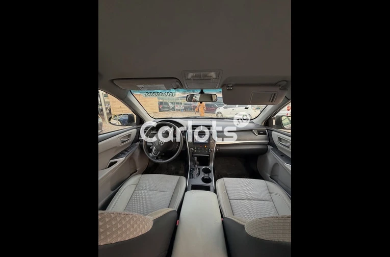 Foreign used 2016 Toyota Camry SE for sale in Garki, FCT - photo 2 of 5