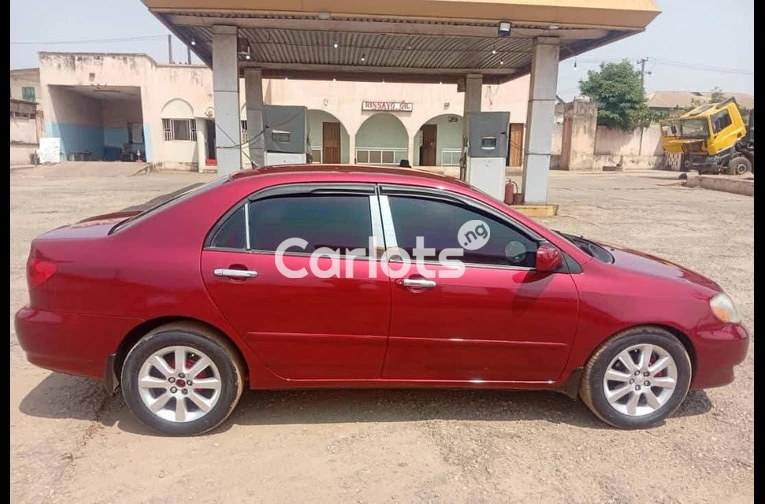2004 Toyota Corolla - 4/7