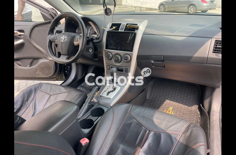 FEW MONTHS USED 2012 TOYOTA COROLLA SPORT FULL OPTION for sale in Ajah, Lagos - photo 2 of 7