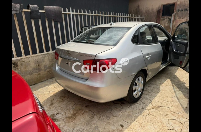 Nigerian Used TOKS STANDARD 2009 HYUNDAI ELANTRA for sale in Ipaja, Lagos - photo 7 of 7