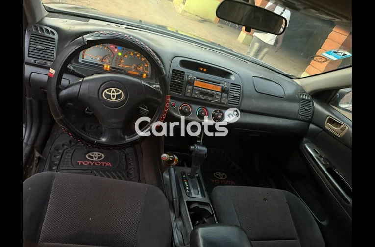 Cheap Toyota Camry 2004 Neatly Painted for sale in Sangote, Ogun - thumbnail 6
