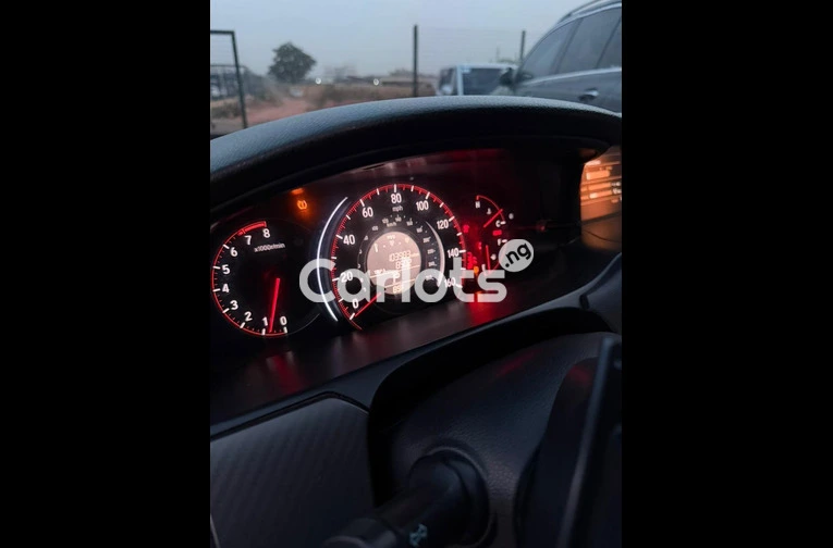 HONDA ACCORD LX 2013 - 2/6
