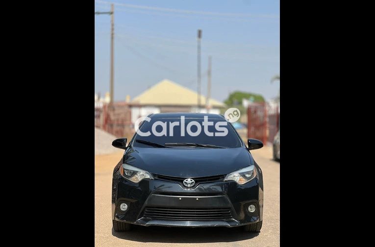 2016 TOYOTA COROLLA LE - 1/6