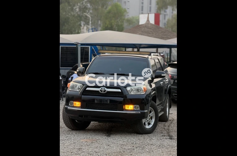 2010 TOYOTA 4RUNNER
