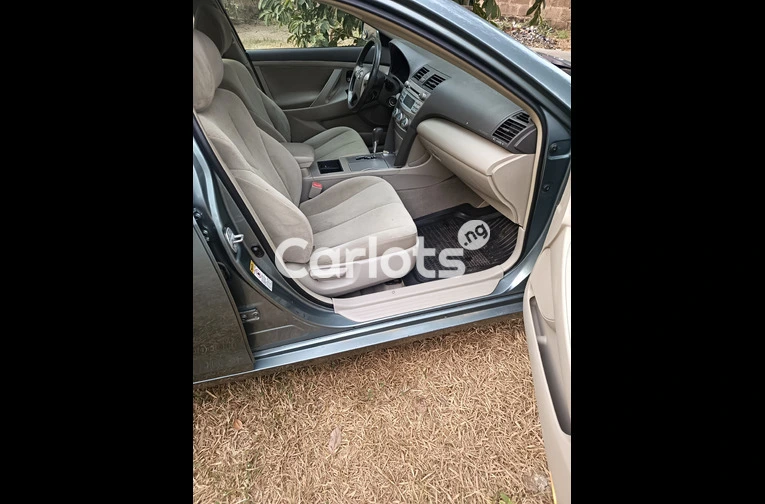 2007 Toyota Camry Model - 6/7