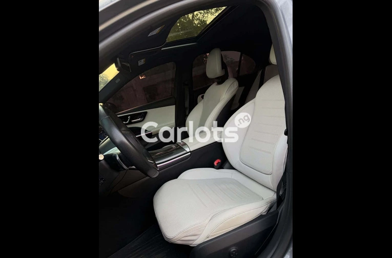 2023 Mercedes Benz C300 – Well Maintained - 4/7