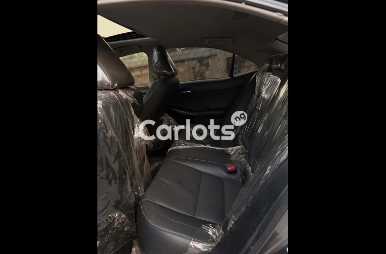 Extremely Super Clean Lexus is250 2014 for sale in Asokoro, FCT - photo 7 of 7