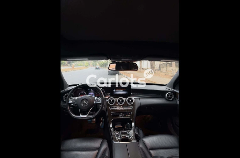Extremely Super Clean Mercedes Benz C400 2015 model for sale in Asokoro, FCT - photo 4 of 7