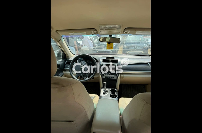 2013 TOYOTA CAMRY WITH A CLEAR DUTY for sale in Abuja, FCT - photo 2 of 7