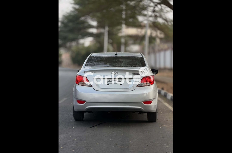 Foreign Used Budget-Friendly 2014 Hyundai Accent for sale in Asokoro, FCT - photo 6 of 7