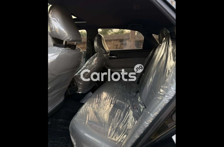 Foreign Used 2019 Avalon Toyota for sale in Asokoro, FCT - photo 5 of 7