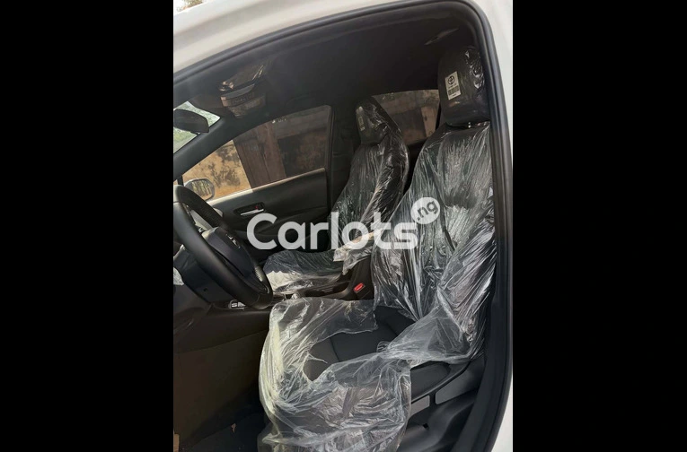Foreign Used 2021 Toyota Corolla LE for sale in Asokoro, FCT - thumbnail 4