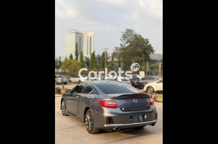 2015 Honda Accord Coupe model V6 with Duty for sale in Abuja, FCT - thumbnail 3