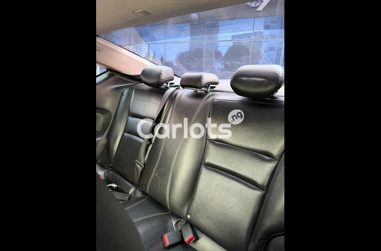 2015 Honda Accord Coupe model V6 with Duty for sale in Abuja, FCT - thumbnail 7