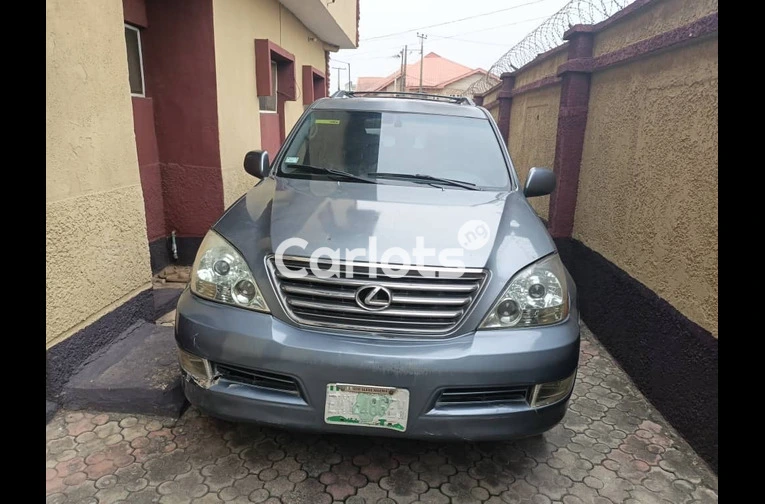 CLEAN REGISTERED 2005 LEXUS GX470