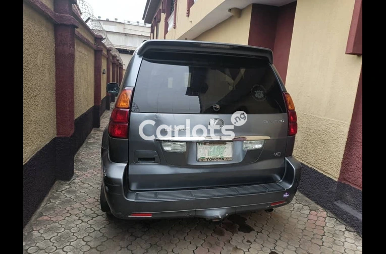 CLEAN REGISTERED 2005 LEXUS GX470 - 7/7
