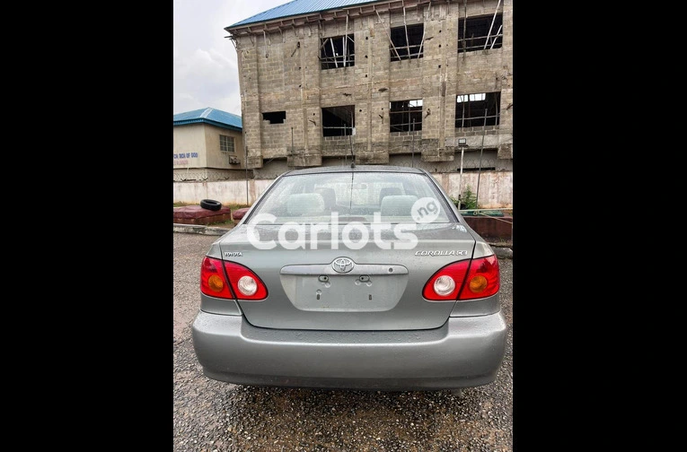Distress Sale! Foreign Used Toyota Corolla 2004 - 5/7