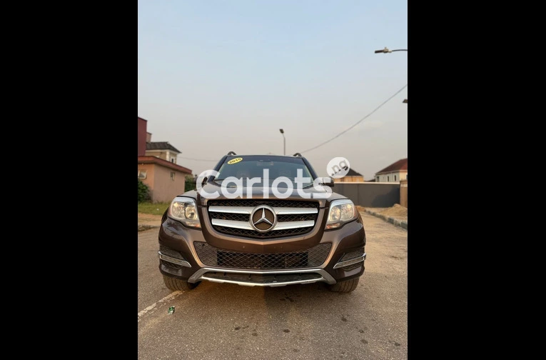 FOREIGN USED 2015 MERCEDES BENZ GLK350 FULL OPTION - 1/7