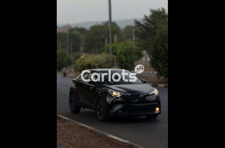 Toyota C-HR 2019 - 2/7