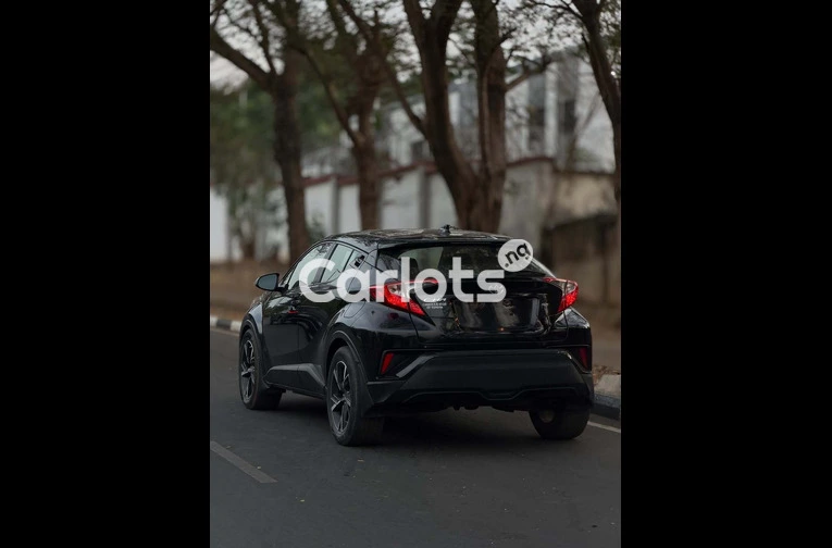 Toyota C-HR 2019 for sale in Asokoro, FCT - photo 6 of 7