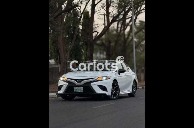 Nigeria Used 2020 Toyota Camry LE