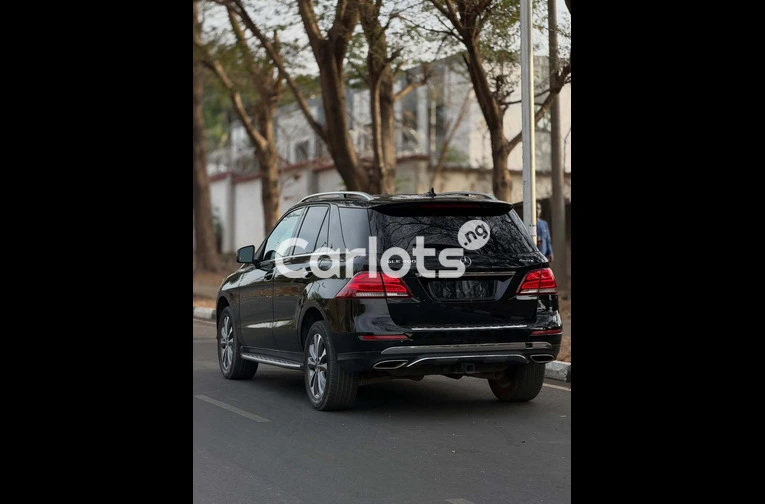 2019 Mercedes GLE400 for sale in Asokoro, FCT - photo 6 of 7
