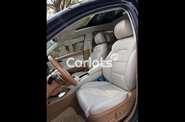 Foreign Used 2022 Hyundai Azera for sale in Asokoro, FCT - photo 4 of 7