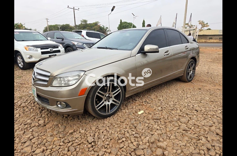 2010 MERCEDES BENZ C300 FOR SALE - 1/6