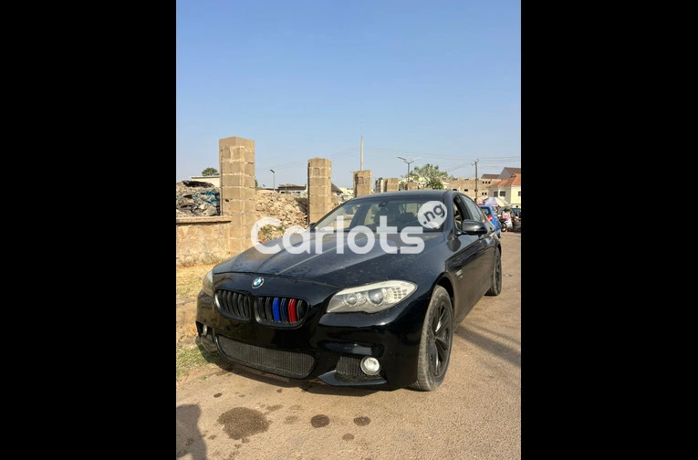 2012 BMW 5 SERIES 550i F10