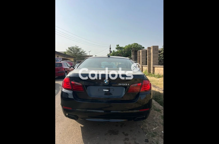 Nigerian Used 2012 BMW 5 SERIES 550i F10 for sale in Kaduna - thumbnail 7