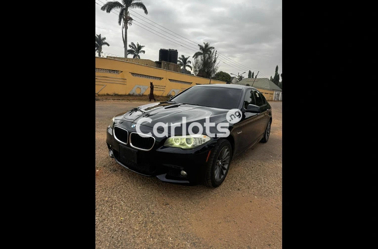 Nigerian Used 2012 BMW 5 SERIES 528i F10 for sale in Kaduna - photo 2 of 7