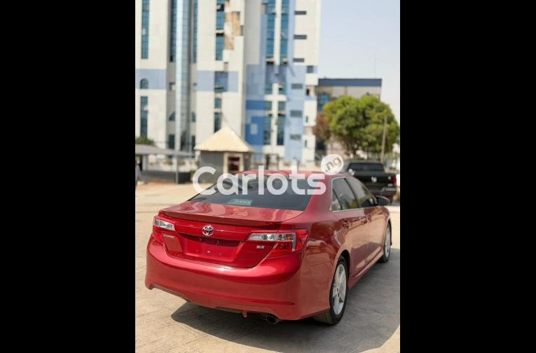Foreign used Toyota Camry SE 2014 model for sale in Abuja, FCT - photo 1 of 7