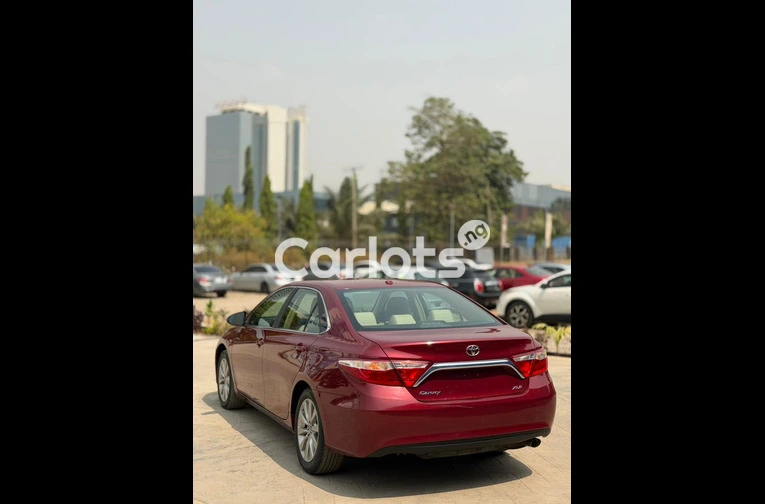 Foreign used Toyota Camry XLE 2015 model for sale in Abuja, FCT - photo 2 of 6