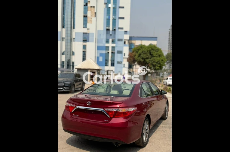 Foreign used Toyota Camry XLE 2015 model for sale in Abuja, FCT - photo 3 of 6
