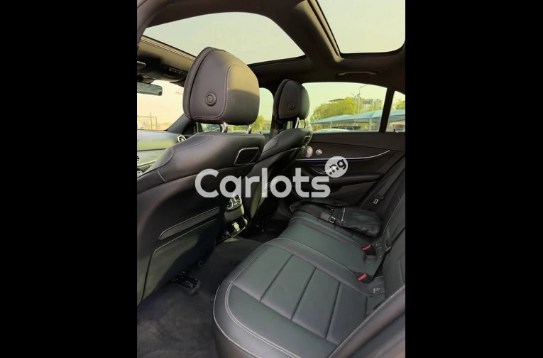 Foreign Used 2017 Mercedes-Benz E450 for sale in Garki, FCT - photo 3 of 5