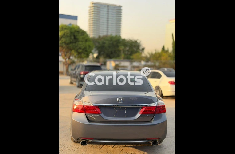 Foreign used Honda Accord 2015 V6 full option for sale in Abuja, FCT - thumbnail 6