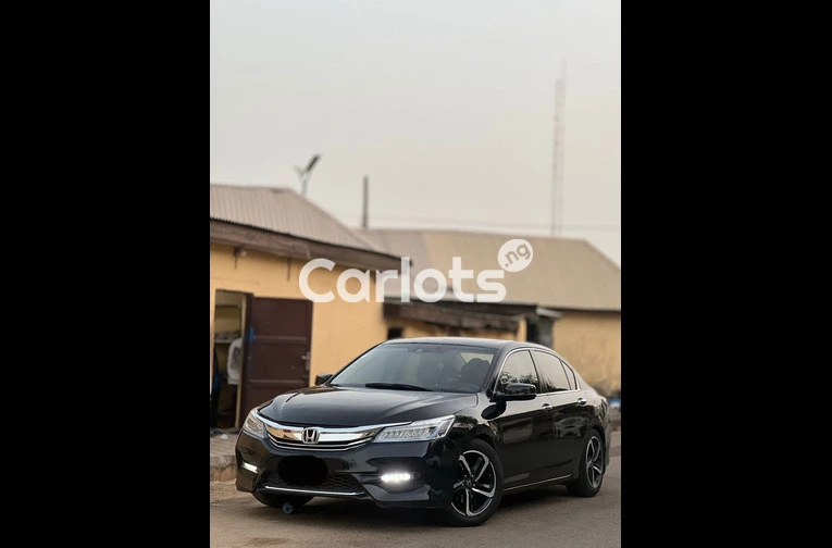 2017 UPGRADED HONDA ACCORD FULL OPTION - 1/5
