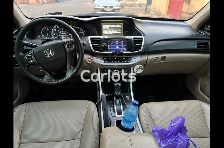 2017 UPGRADED HONDA ACCORD FULL OPTION - 3/5