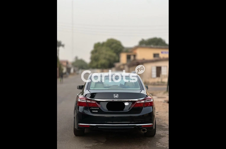 Nigerian Used 2017 UPGRADED HONDA ACCORD FULL OPTION for sale in Kaduna - photo 5 of 5