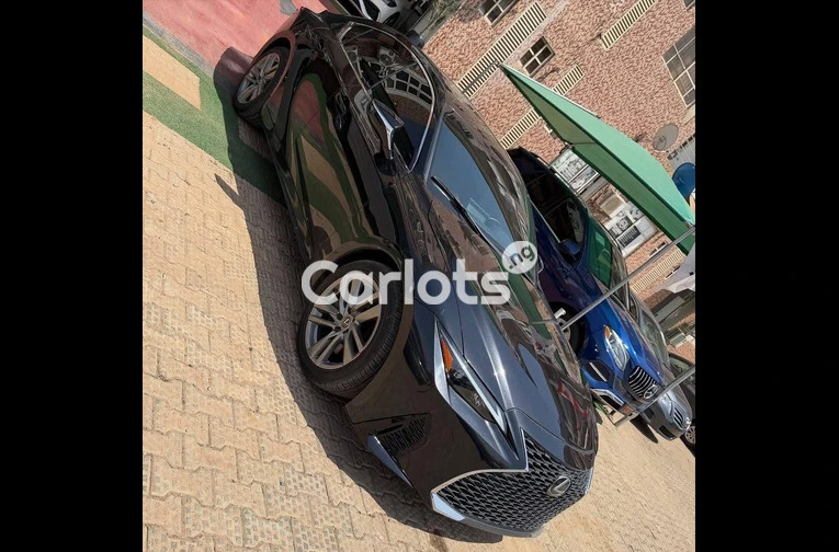 FOREIGN USED 2024 LEXUS IS300 - 2/7