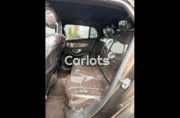 Foreign used Mercedes Benz GLC43 coupe 2018 model for sale in Abuja, FCT - thumbnail 4