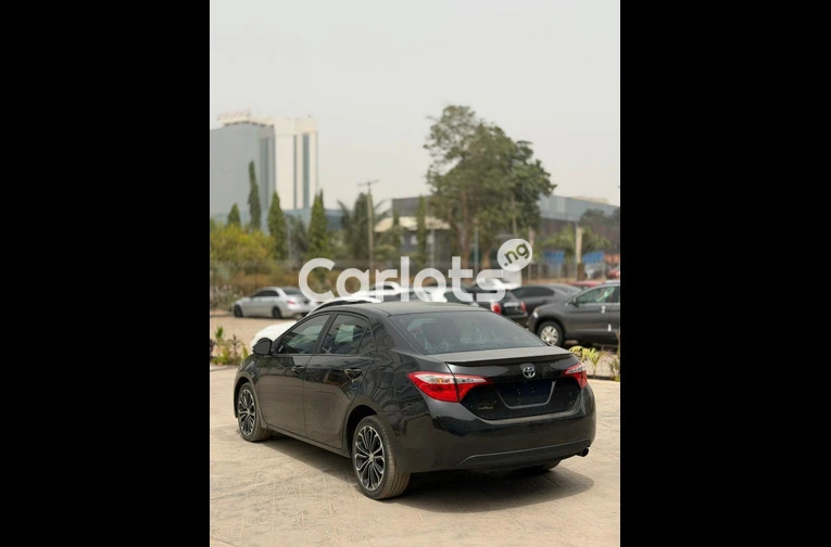 Foreign used Toyota Corolla Sport 2014 model - 3/6
